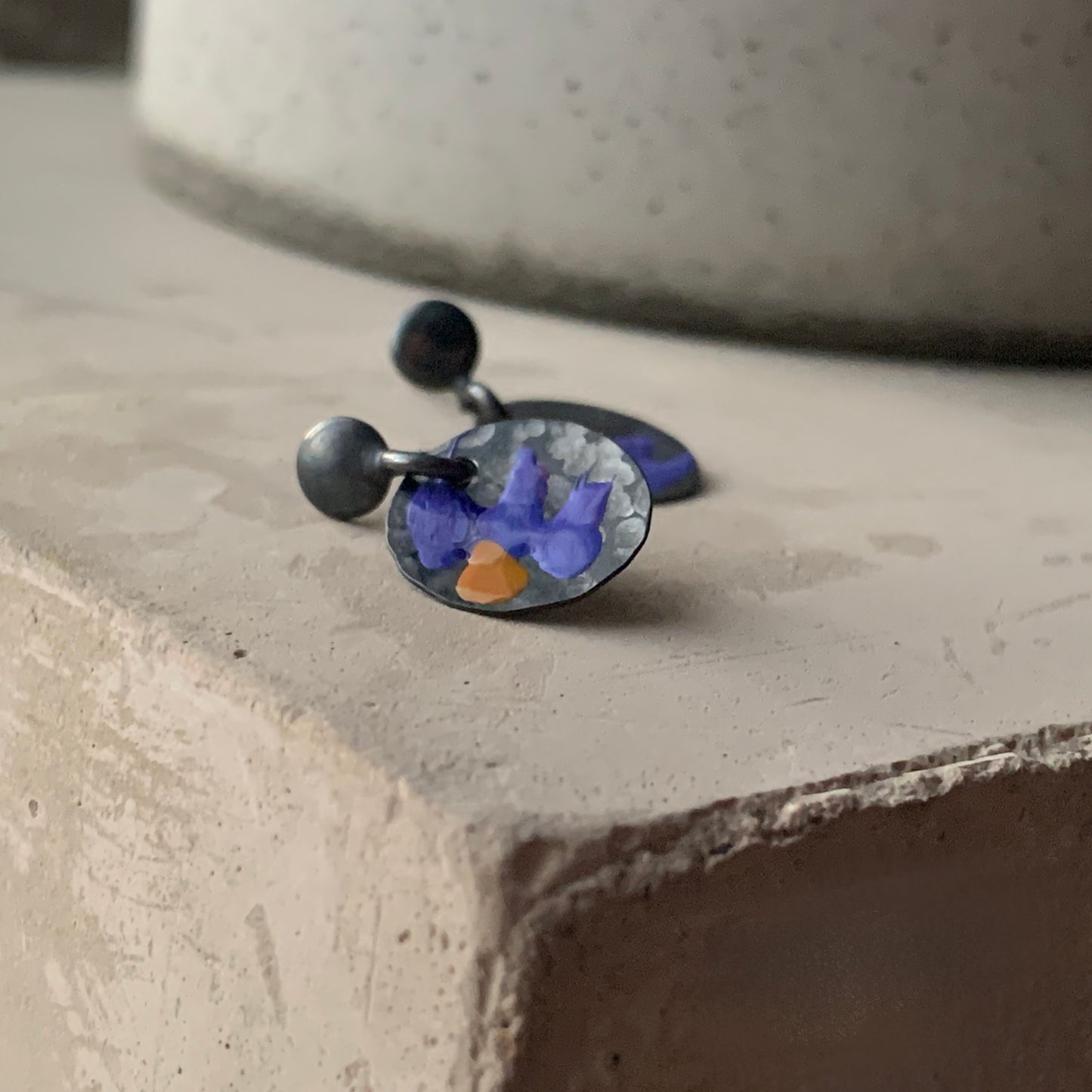 Silver stud earrings 'Mini Wild Flowers - Violet and Ochre'