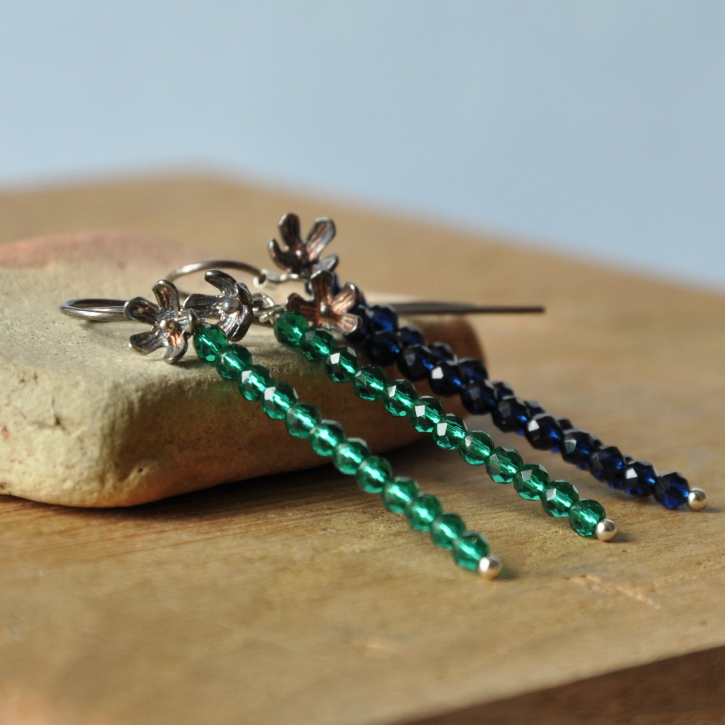 Earrings made of silver and faceted spinel beads 'Spinel Stalks'