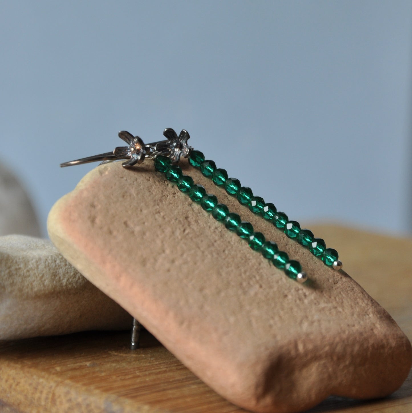 Earrings made of silver and faceted spinel beads 'Spinel Stalks'