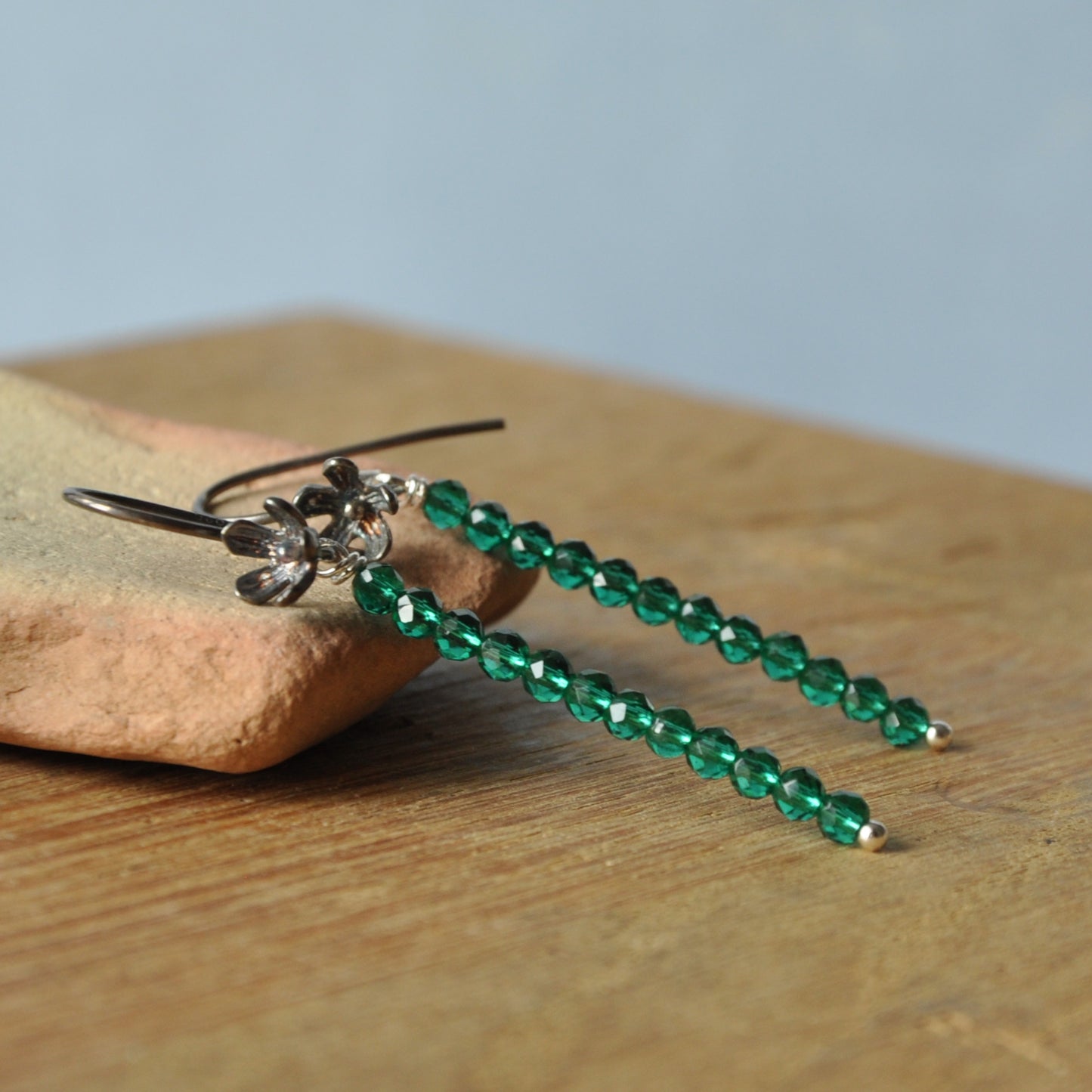 Earrings made of silver and faceted spinel beads 'Spinel Stalks'