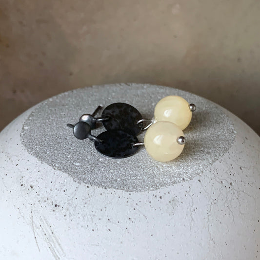 Silver stud earrings with yellow and white jade 'Cream Jade'