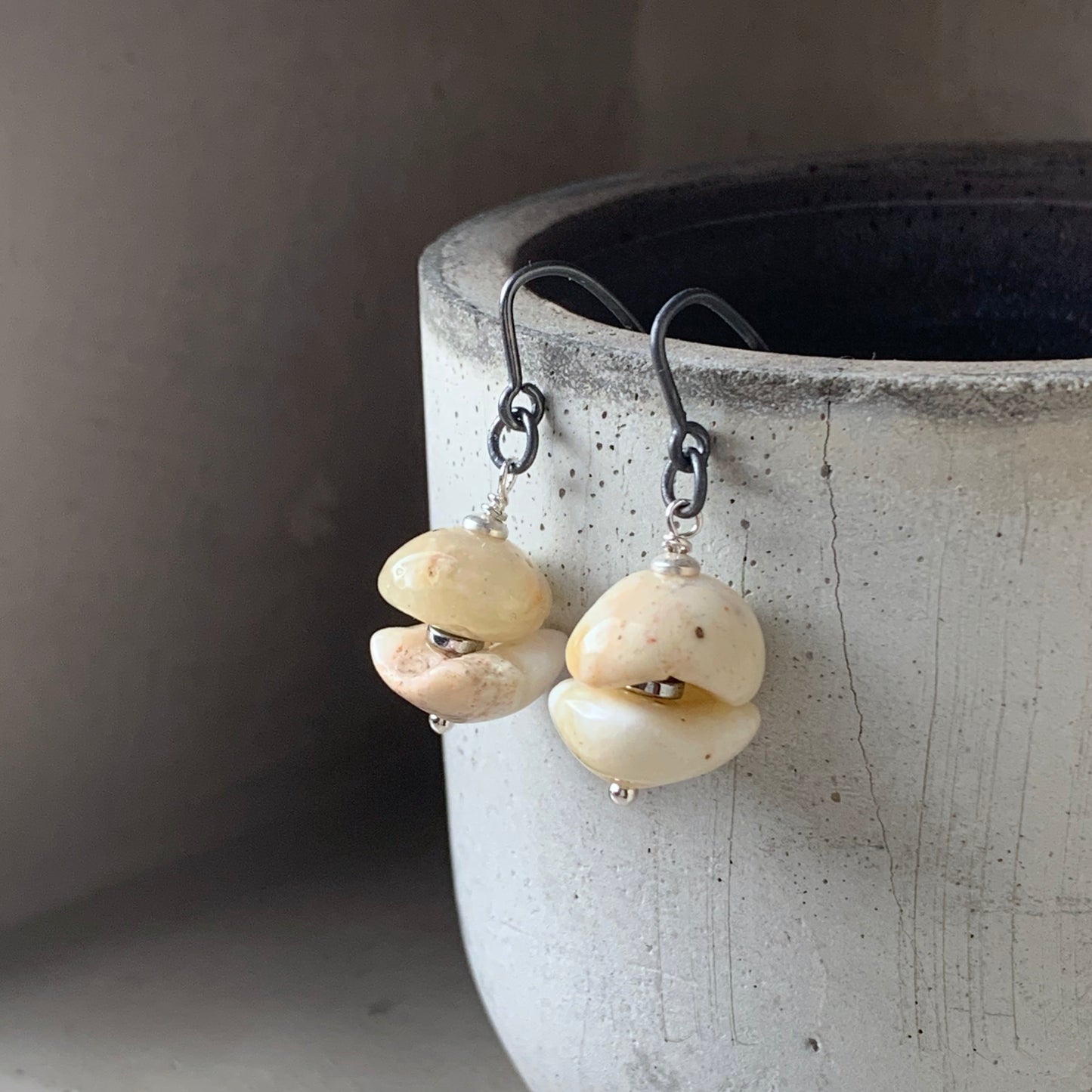 Silver earrings with plated hematite and Peruvian opal 'Broken'