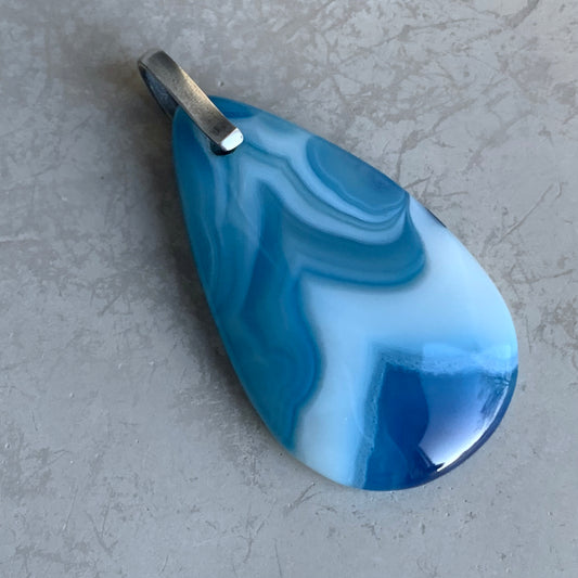 Agate and Silver Pendant 'Lagoon'