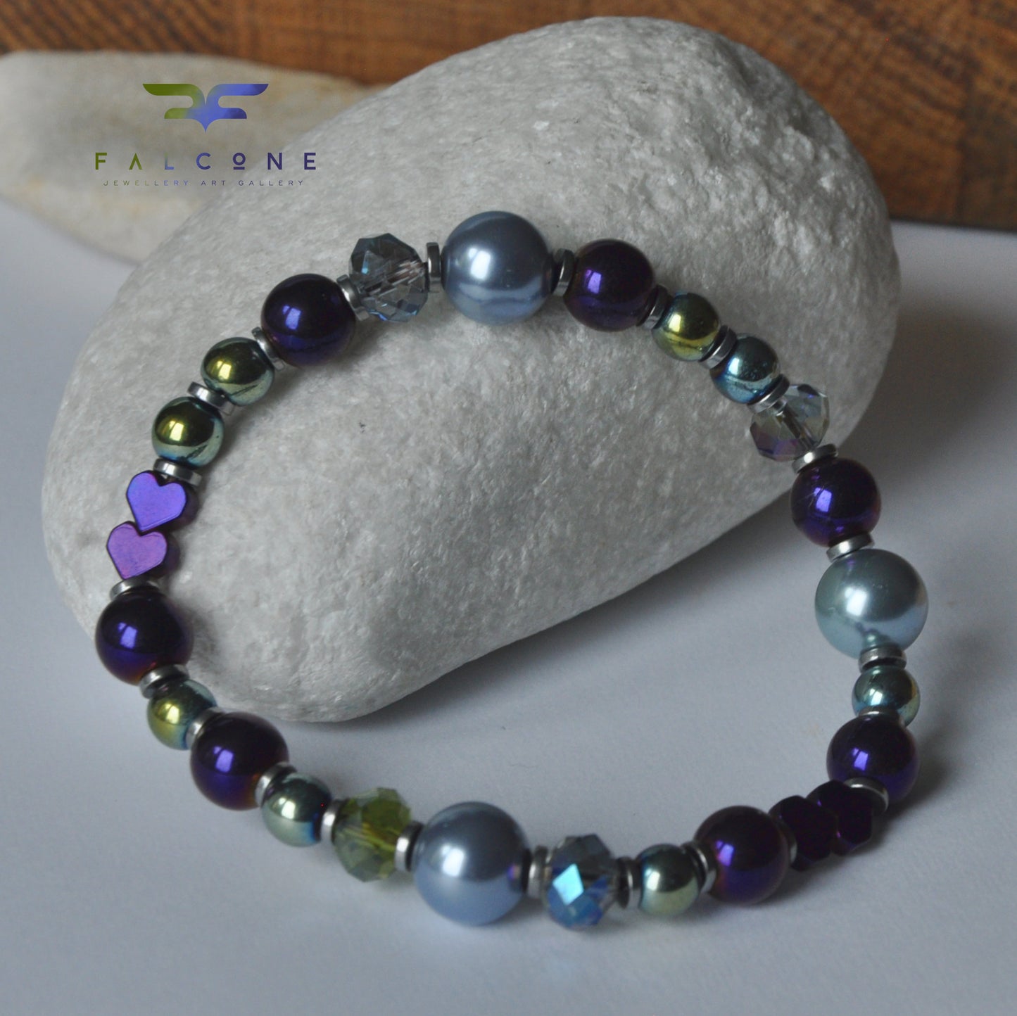 Bracelet with hematite, glass pearls and crystal rondelles 'Eggplant Hearts'