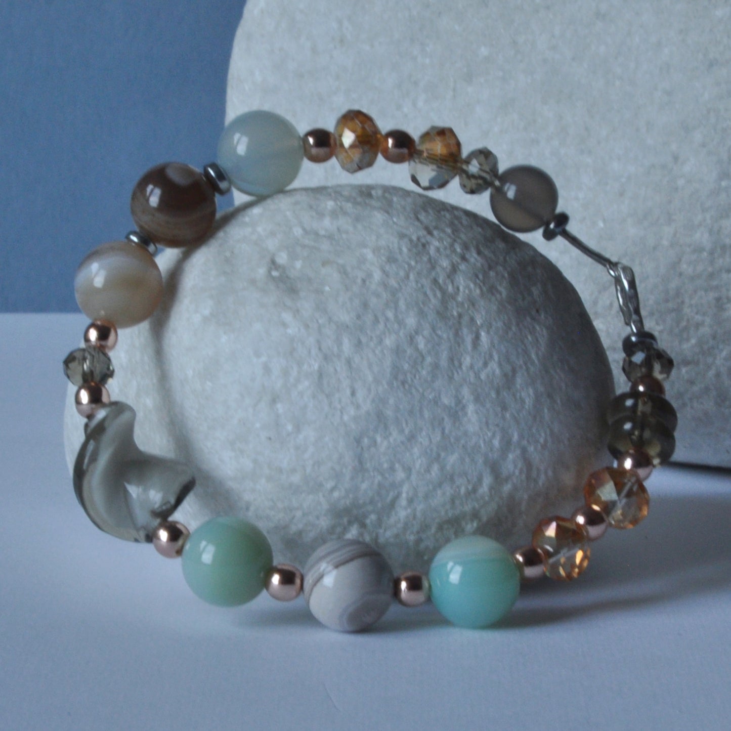Elegant bracelet of silver, agates, smoky quartz and Venetian glass 'Capuccino'