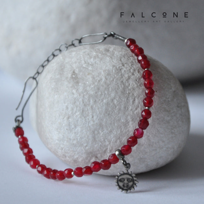 Adjustable bracelet - made with Brazilian agates & tiny silver pendant 'The Sun'