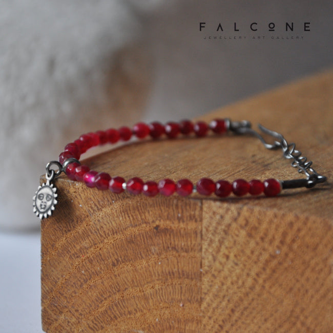 Adjustable bracelet - made with Brazilian agates & tiny silver pendant 'The Sun'