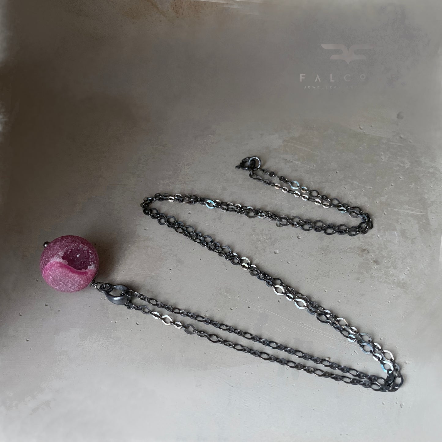 Silver necklace with agate 'Pink with Druse'