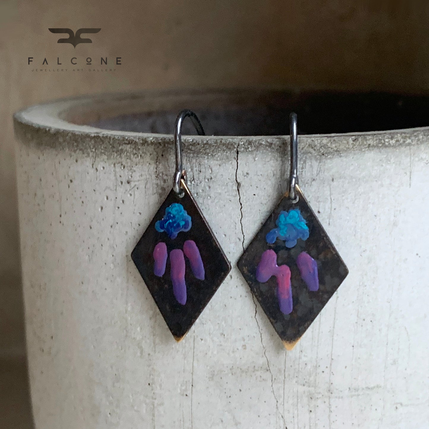 Pendientes de latón y plata 'Pequeñas Flores - Azul y Morado'