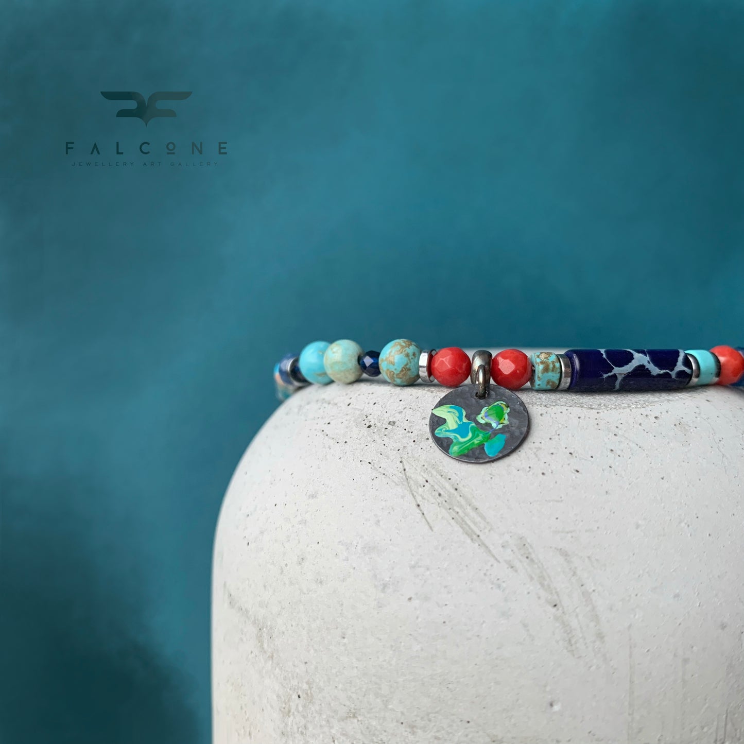Bracelet with spinel, jade, jasper and coral and silver charm 'Field Flowers'