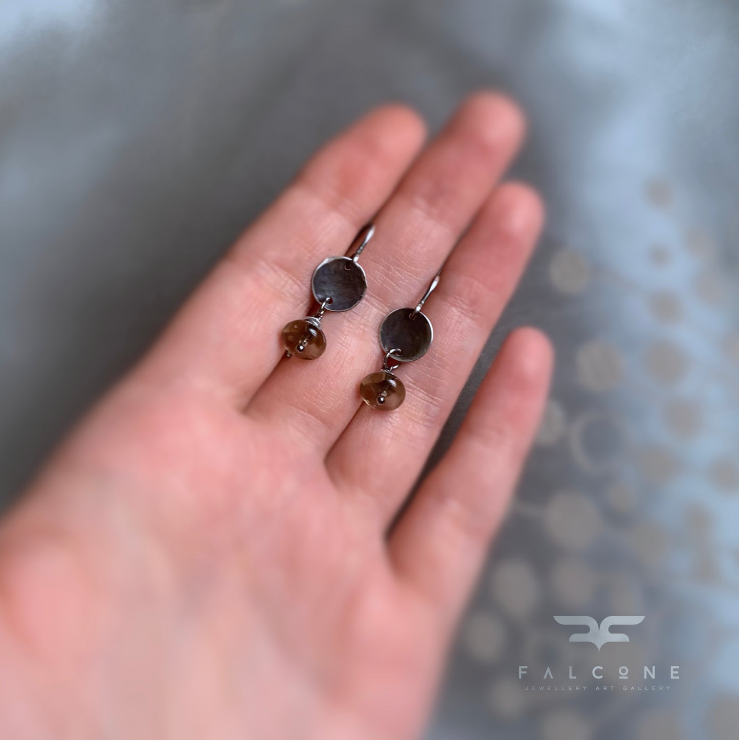 Pendientes de piedras preciosas y plata de ley 'Grises plateados con cuarzo ahumado'