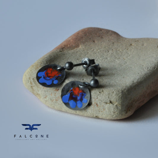 Silver and enamel stud earrings 'Folk Flower Mini - Blue & Red'