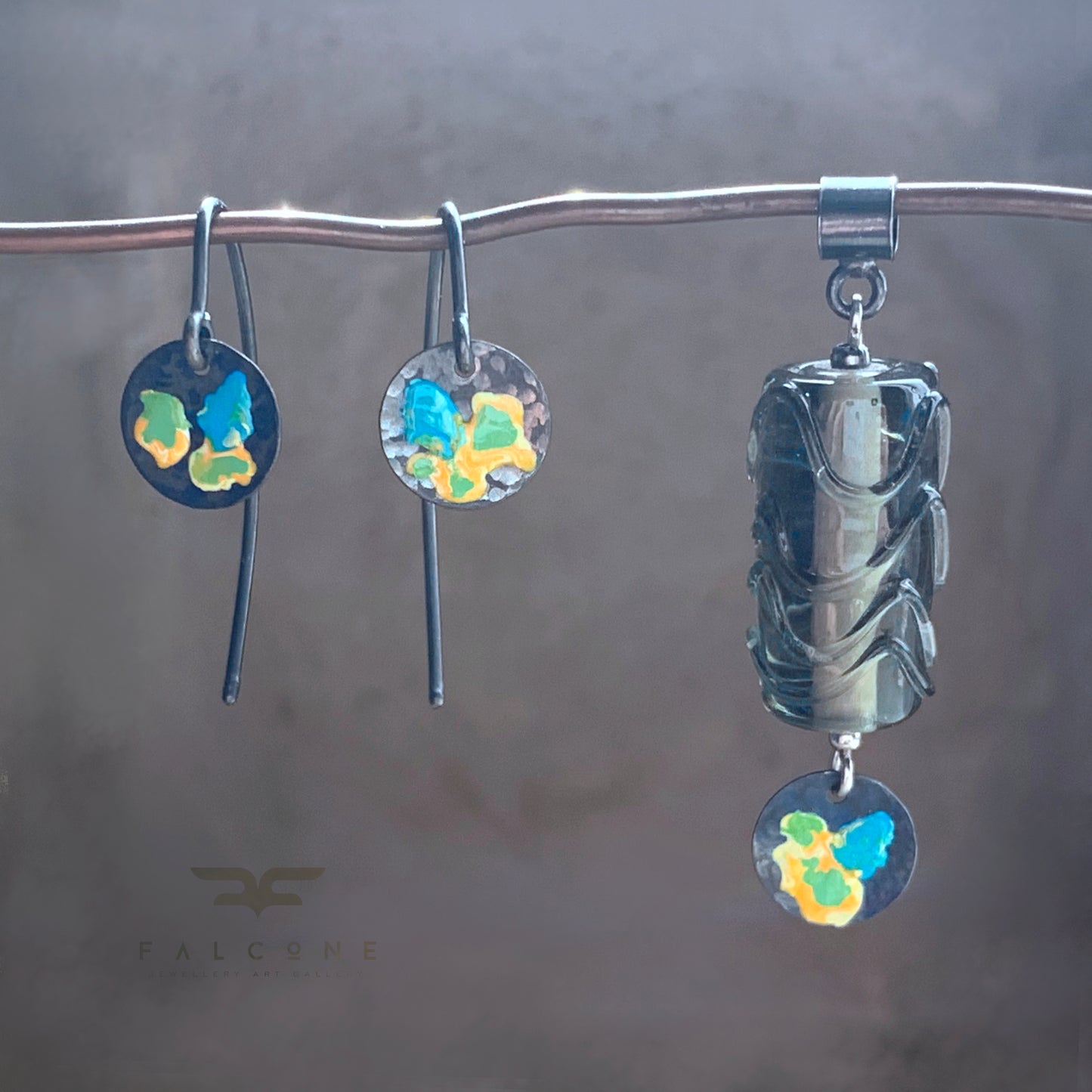 A jewellery set consisting of a glass and silver pendant & enameled silver earrings 'Field Flowers - Honey and Turquoise'