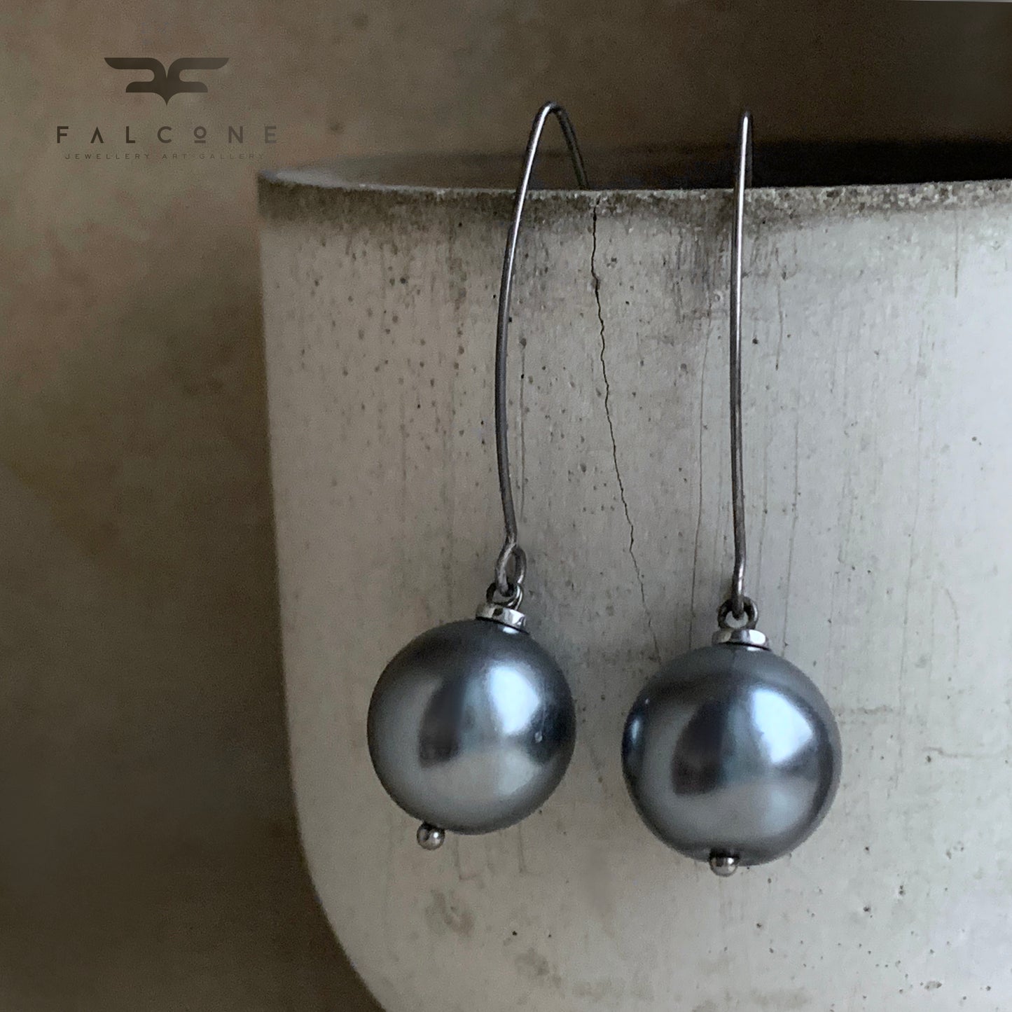 Pendientes con perlas esféricas ‘Gris’
