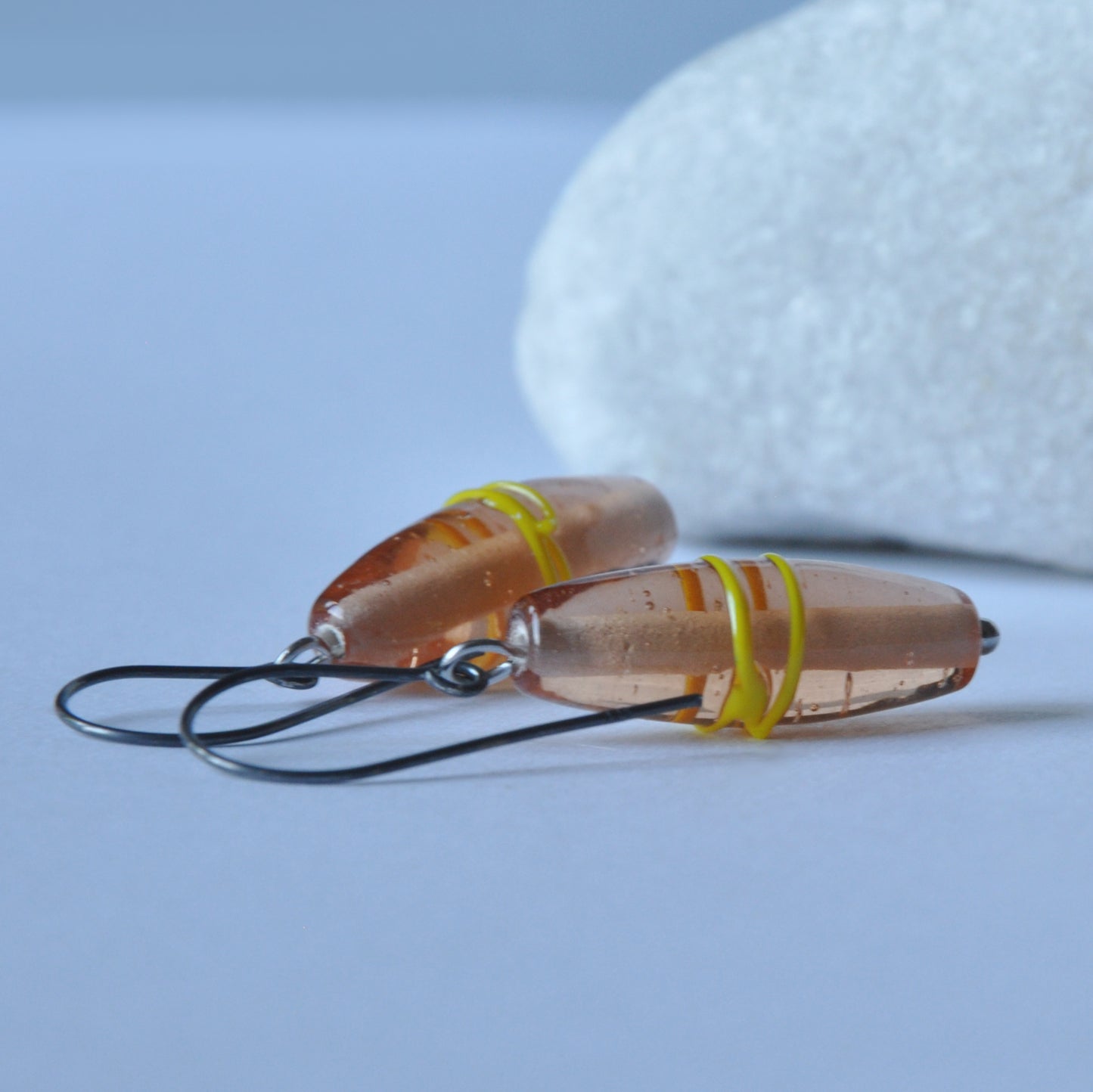 Earrings with silver and glass 'Salmon with Yellow Stripe'