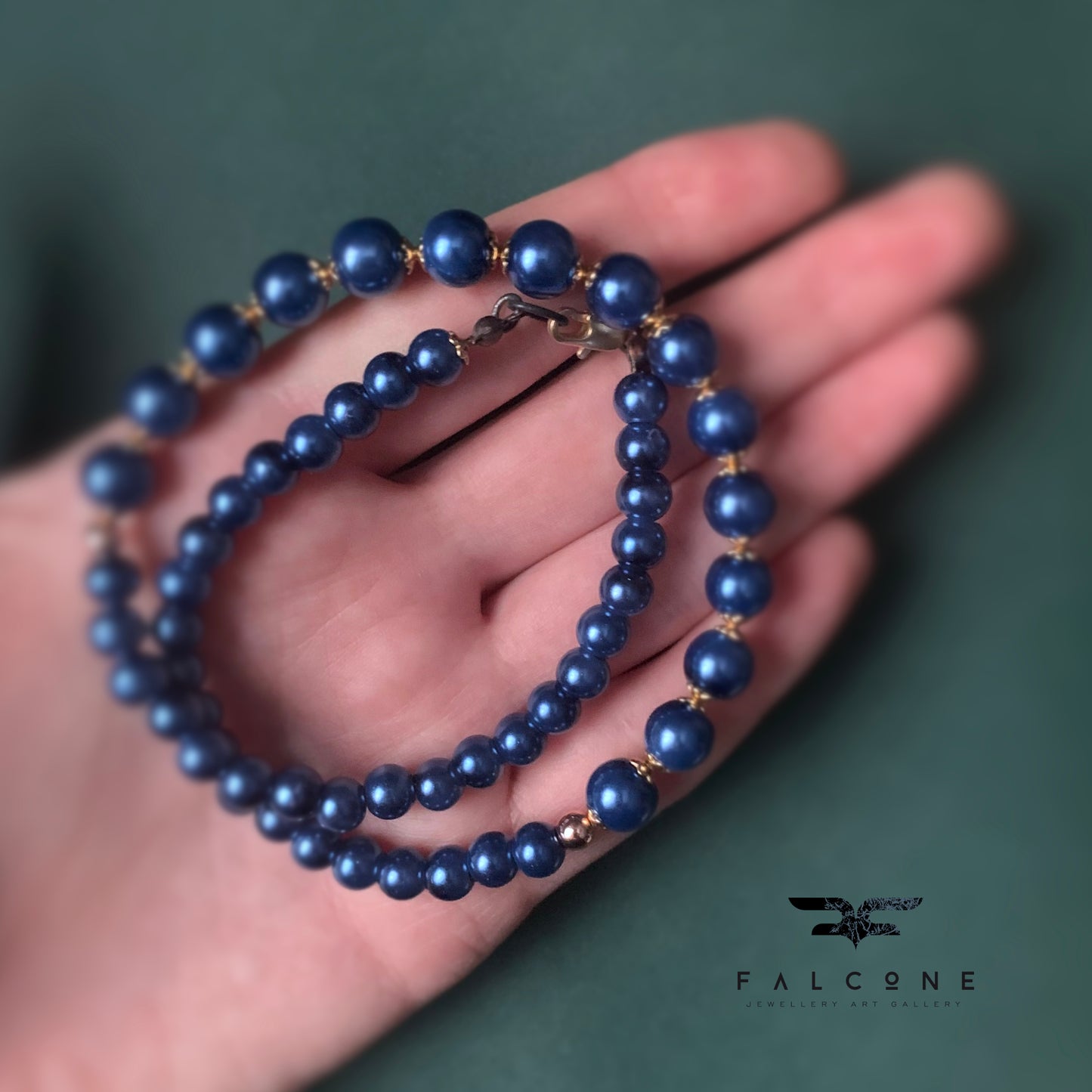 Collar corto de perlas de cristal y hematites 'Navy Garnet'