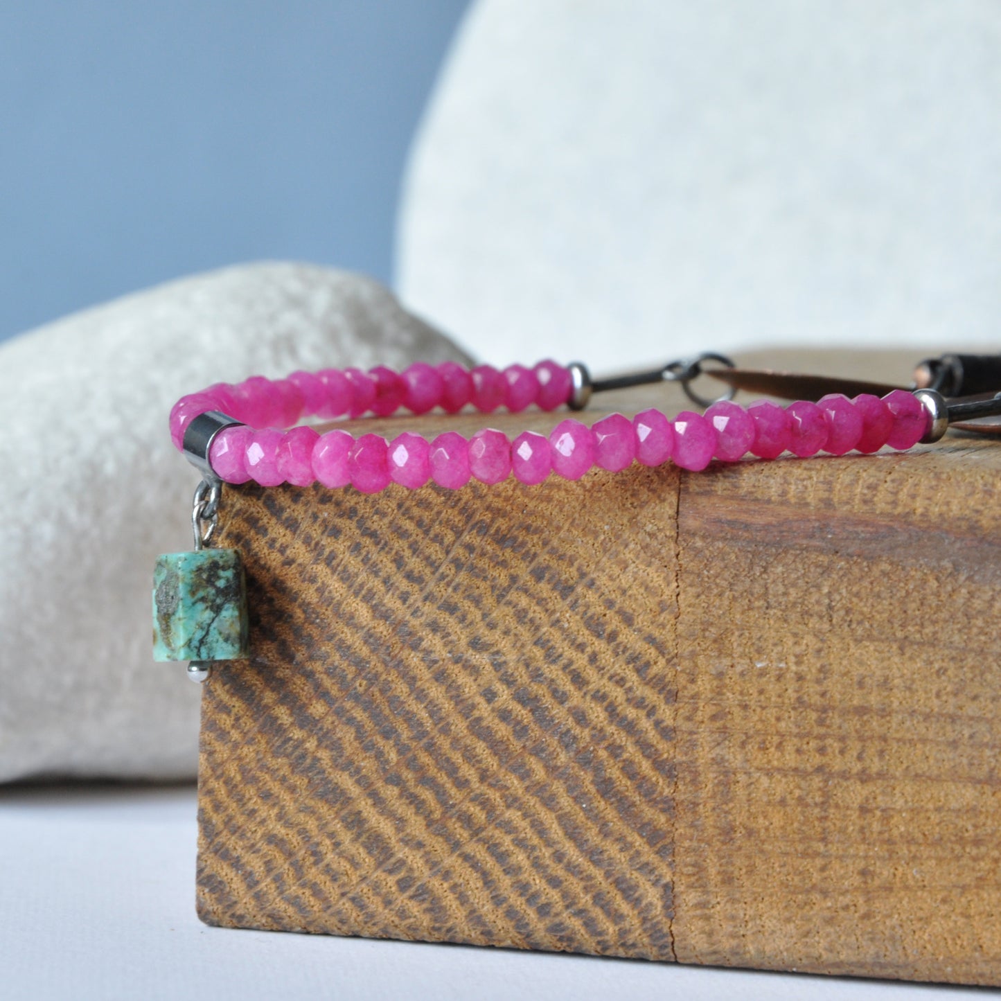 Necklace made of jade and with copper elements and a nugget of natural turquoise 'Green Flowers in the Orchid Garden'