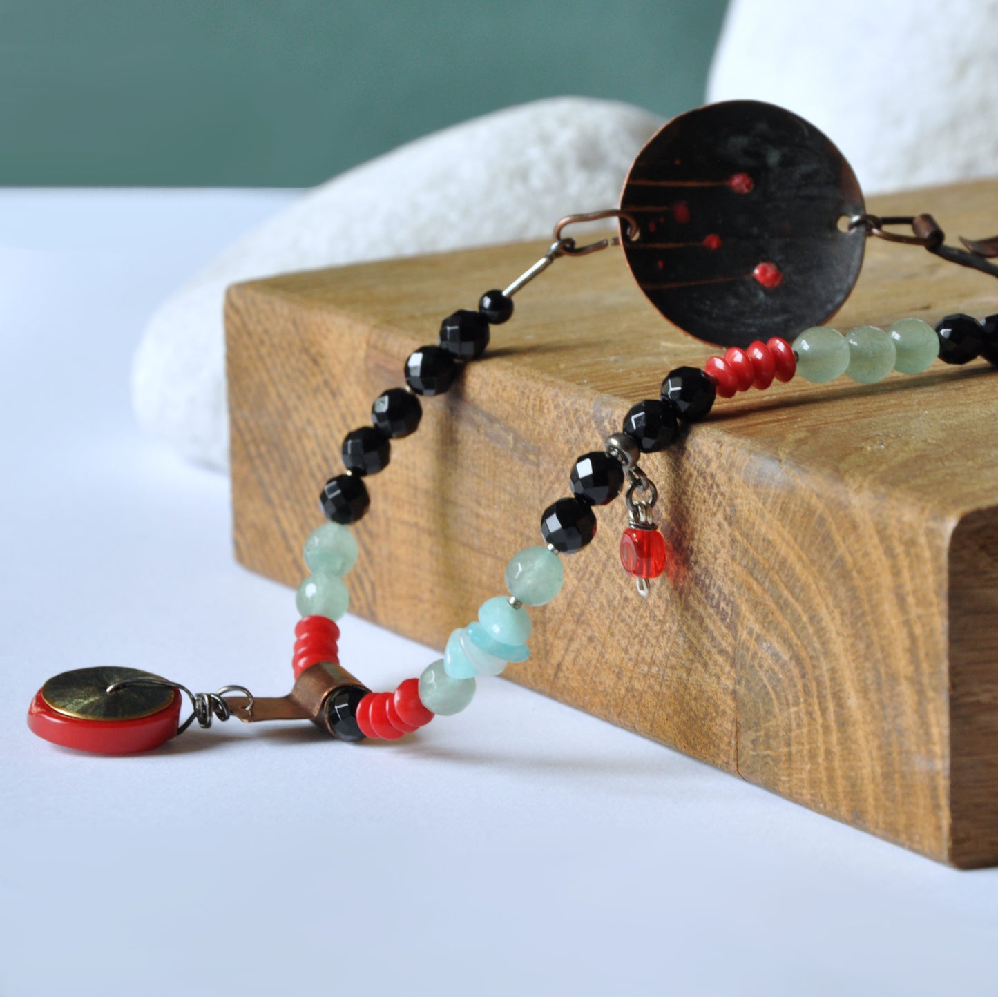 Long avant-garde necklace, made of silver, copper and brass and with gemstones 'A Patch of Meadow'