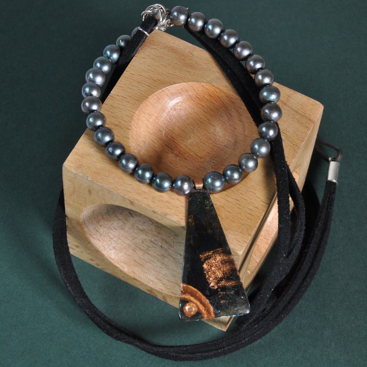 Necklace with a pendant of patinated copper and natural dark pearls 'Black Fish'