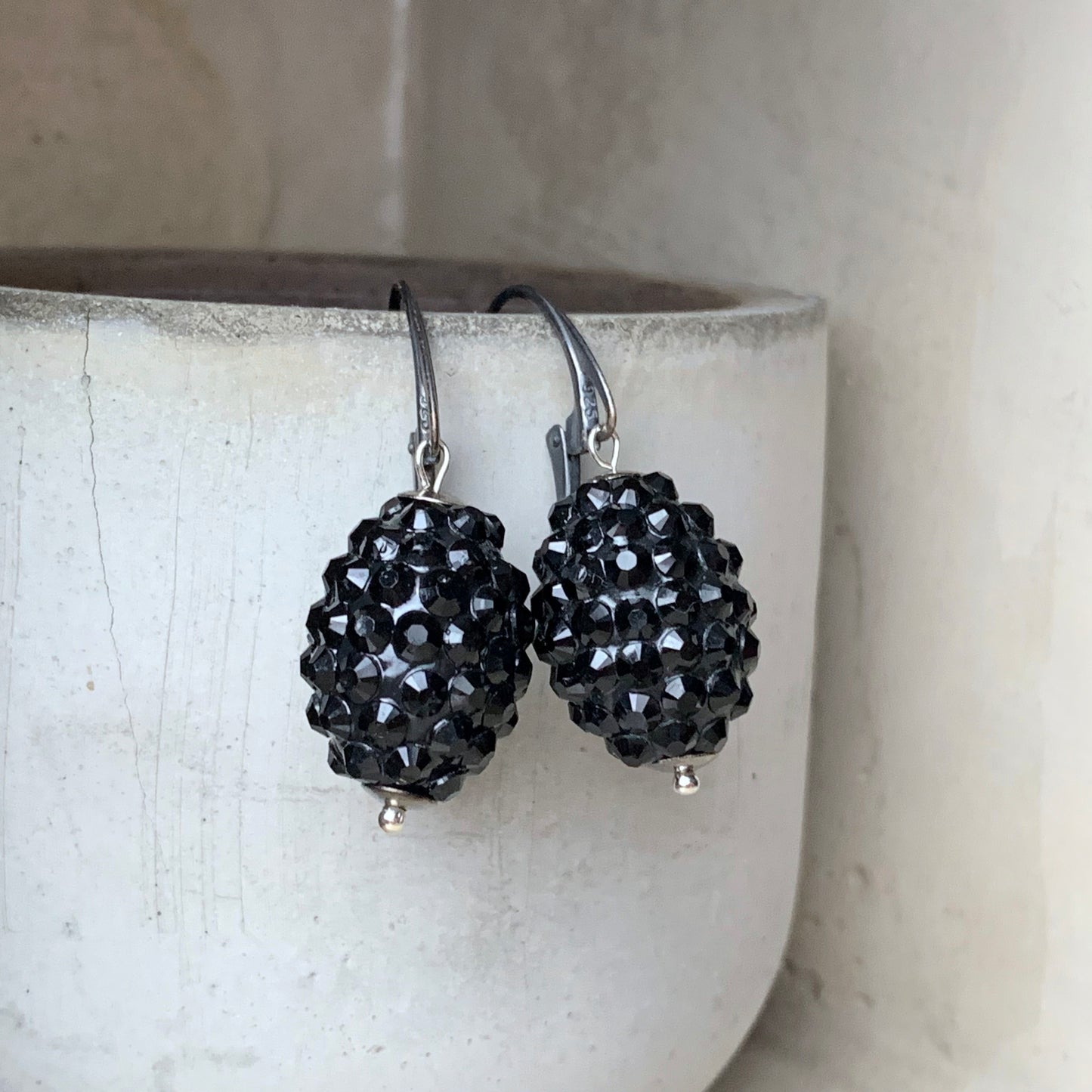 Earrings made of lacquer, decorated with black rhinestones 'Black Blackberries'