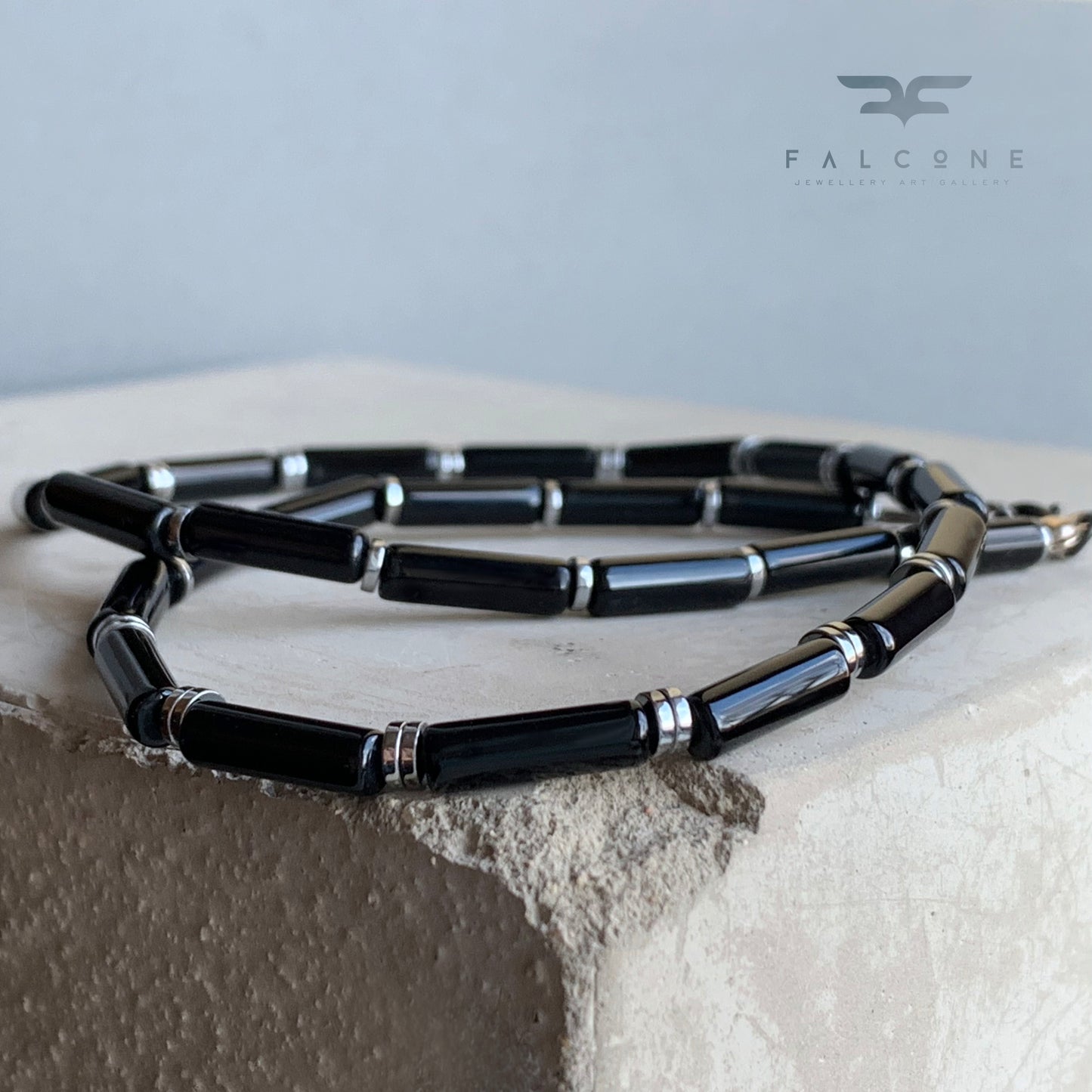 Collar de plata de ley y piedras preciosas 'Ónix negro'