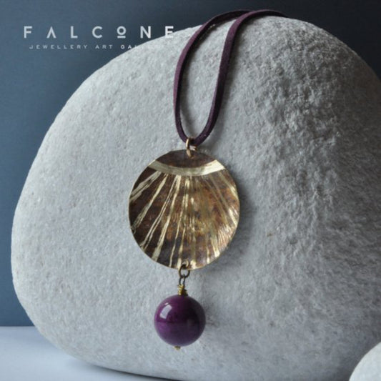 Necklace with marble ball & engraved brass pendant, patinated to a warm bronze color 'Chocolate plum'