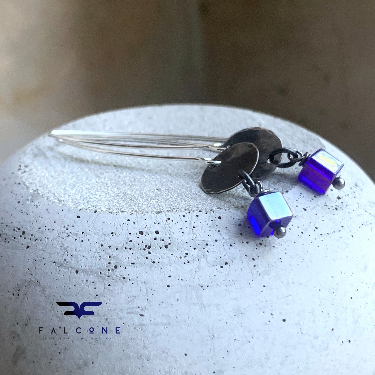 Silver earrings with glass cubes 'Sapphire Cube'