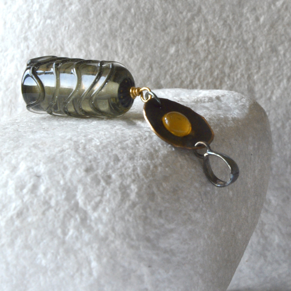 Pendant in silver, copper and brass with glass 'Honey Cabochon Pendant'