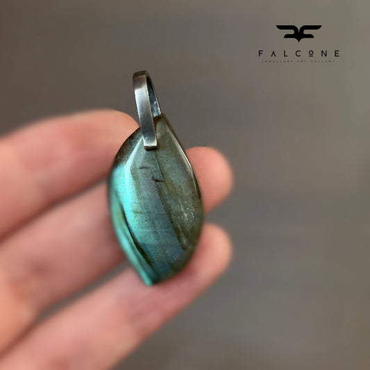 Stone and Sterling Silver Pendant 'Labradorite Pendant'