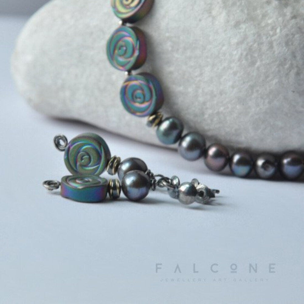 Jewelry set, consisting of bracelet and stud earrings, made with freshwater pearls, hematite & silver 'Graphite'