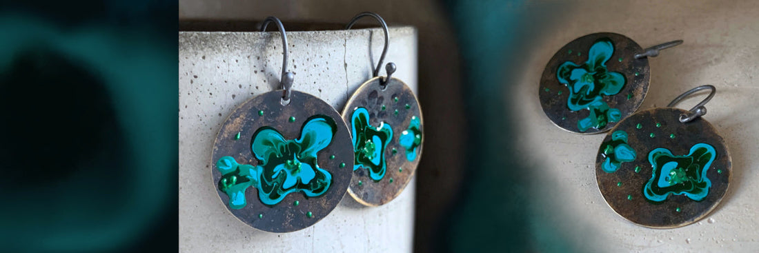 The Allure of Hand-Enamelled Jewellery – Where Craft Meets Art