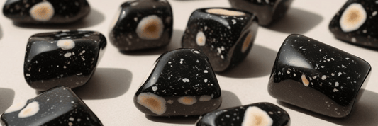 Snowflake Obsidian – A Unique Stone in Artistic Jewellery | Properties and Uses