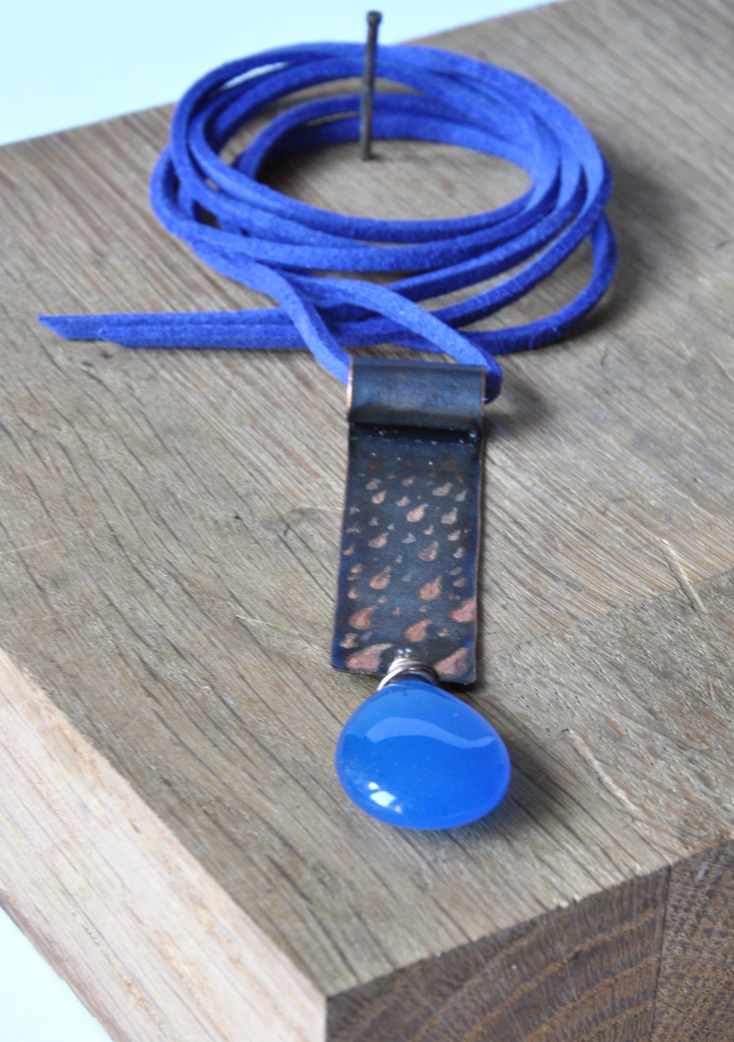 Necklace with patinated and hand-engraved copper pendant and jade drop 'Rainy'