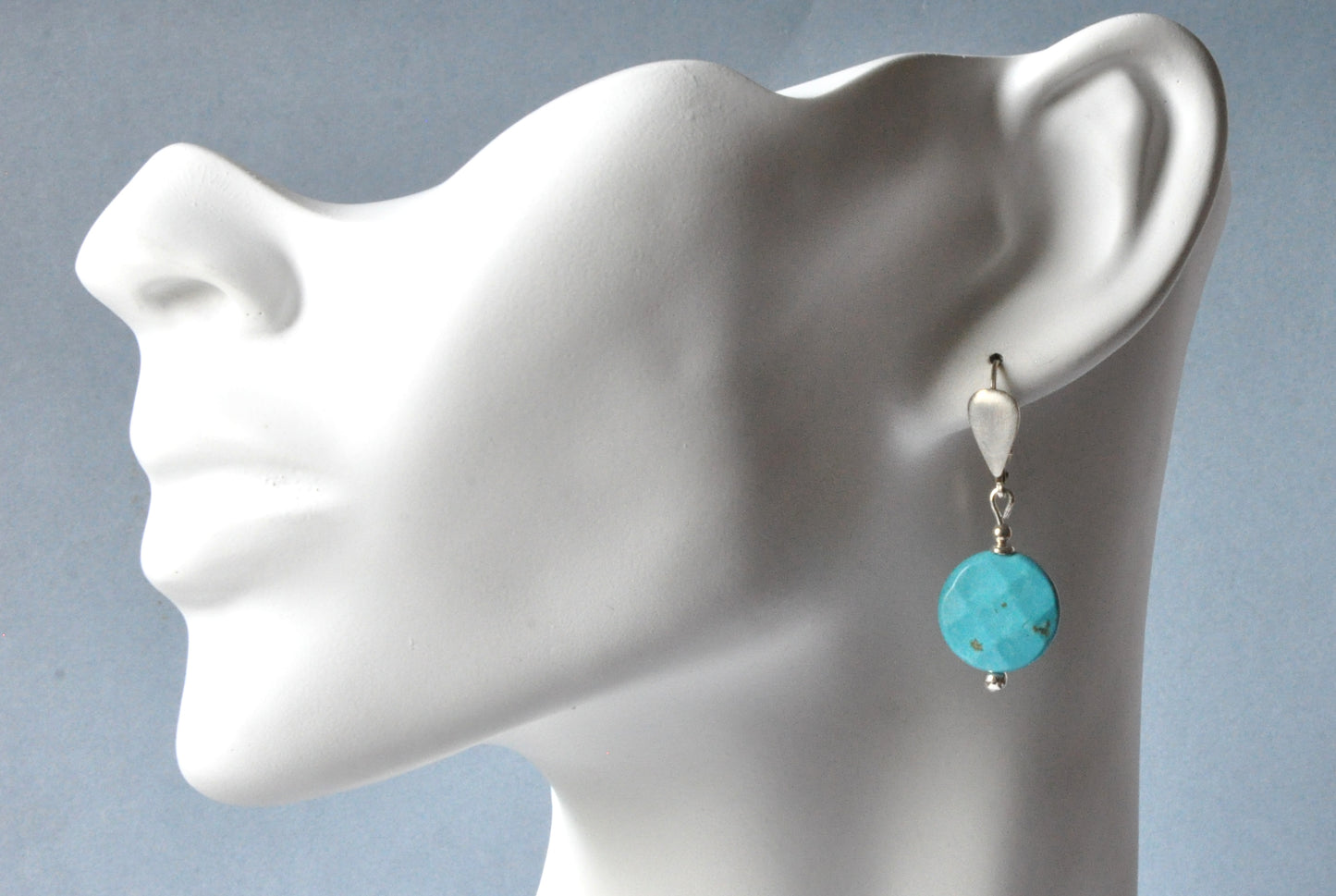 Silver earrings with howlite pastilles in the blue - turquoise color 'Blue Pastilles'