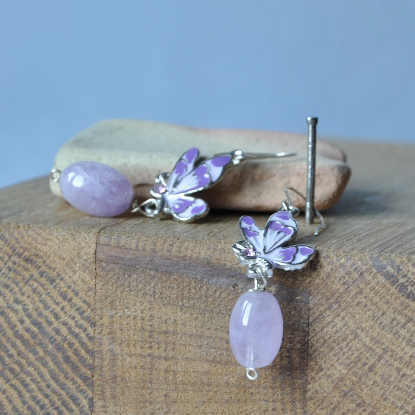 Pendientes de plata con amatistas y mariposas esmaltadas 'Pastel Amethysts'