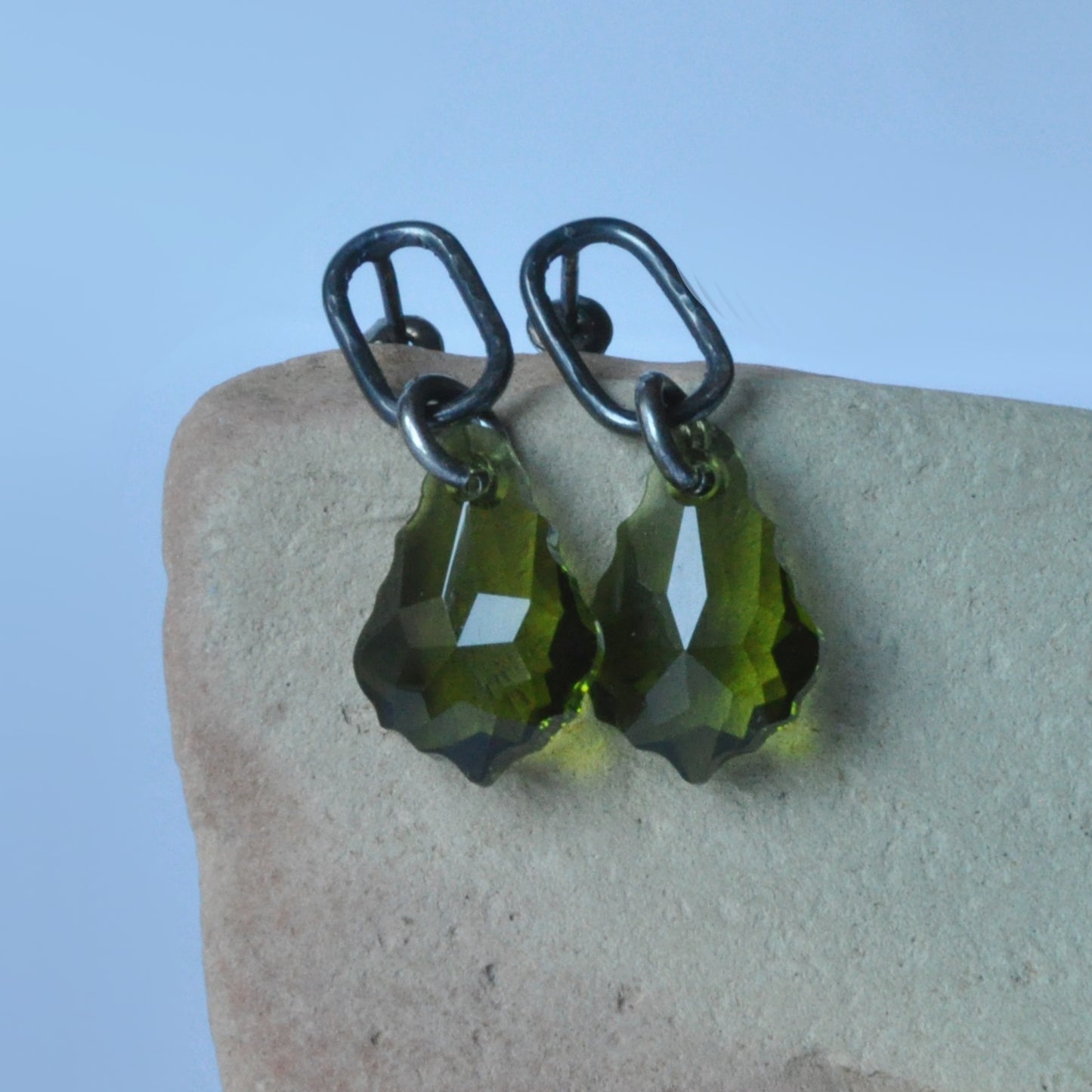 Silver stud earrings with Swarovski crystals in the color of olive green 'Forest Elves'