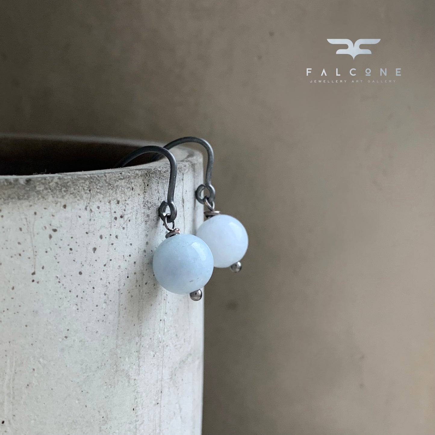 Pendientes de jade y plata de ley 'Azul cielo'
