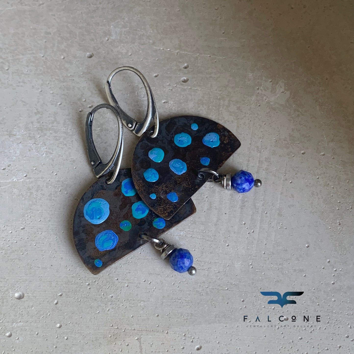 Earrings in brass, silver and lapis lazuli 'Blue Bay'