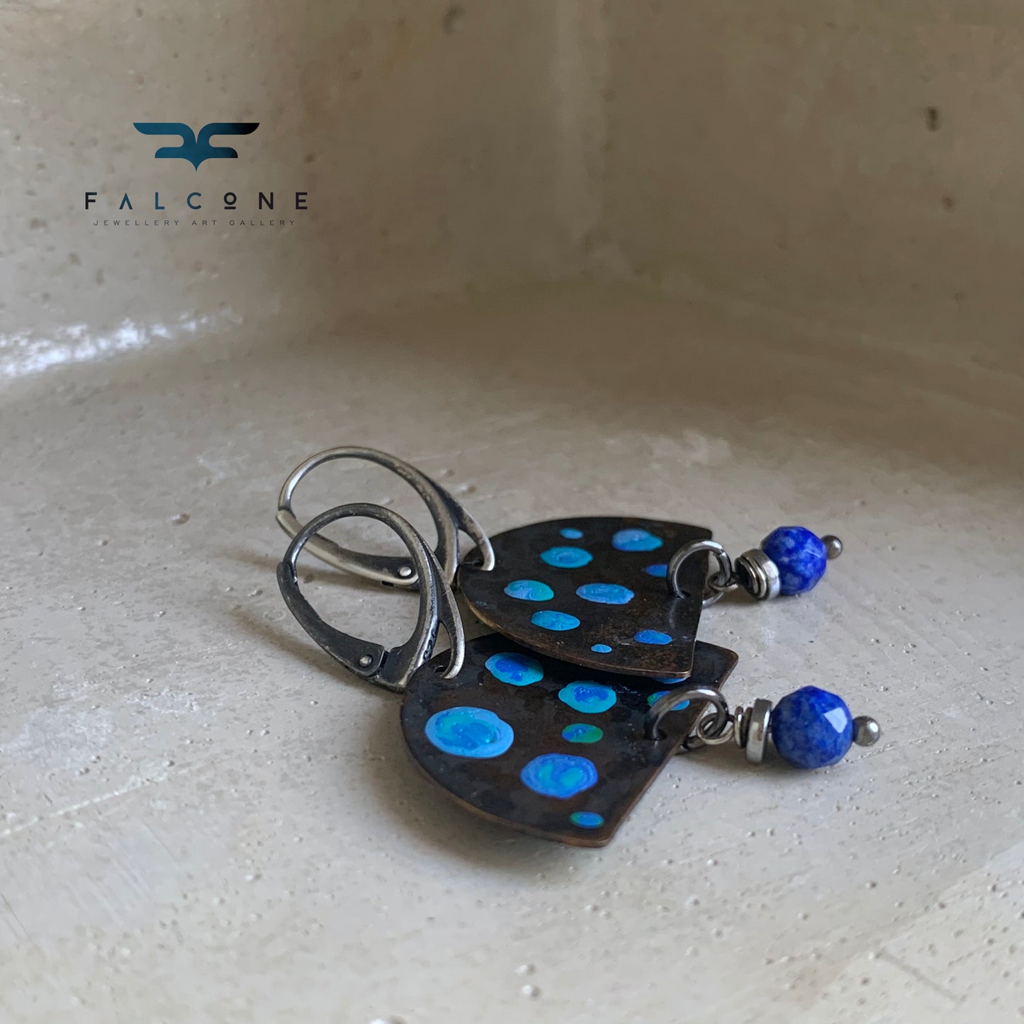 Earrings in brass, silver and lapis lazuli 'Blue Bay'