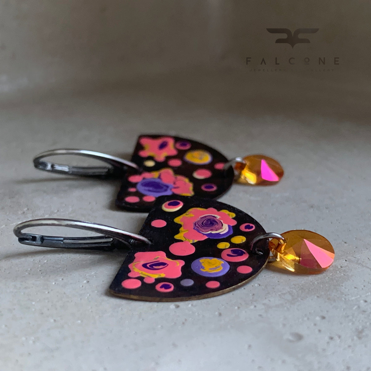Pendientes de latón, cristales de Swarovski y plata de ley 'Jardín cósmico y Swarovski naranja'