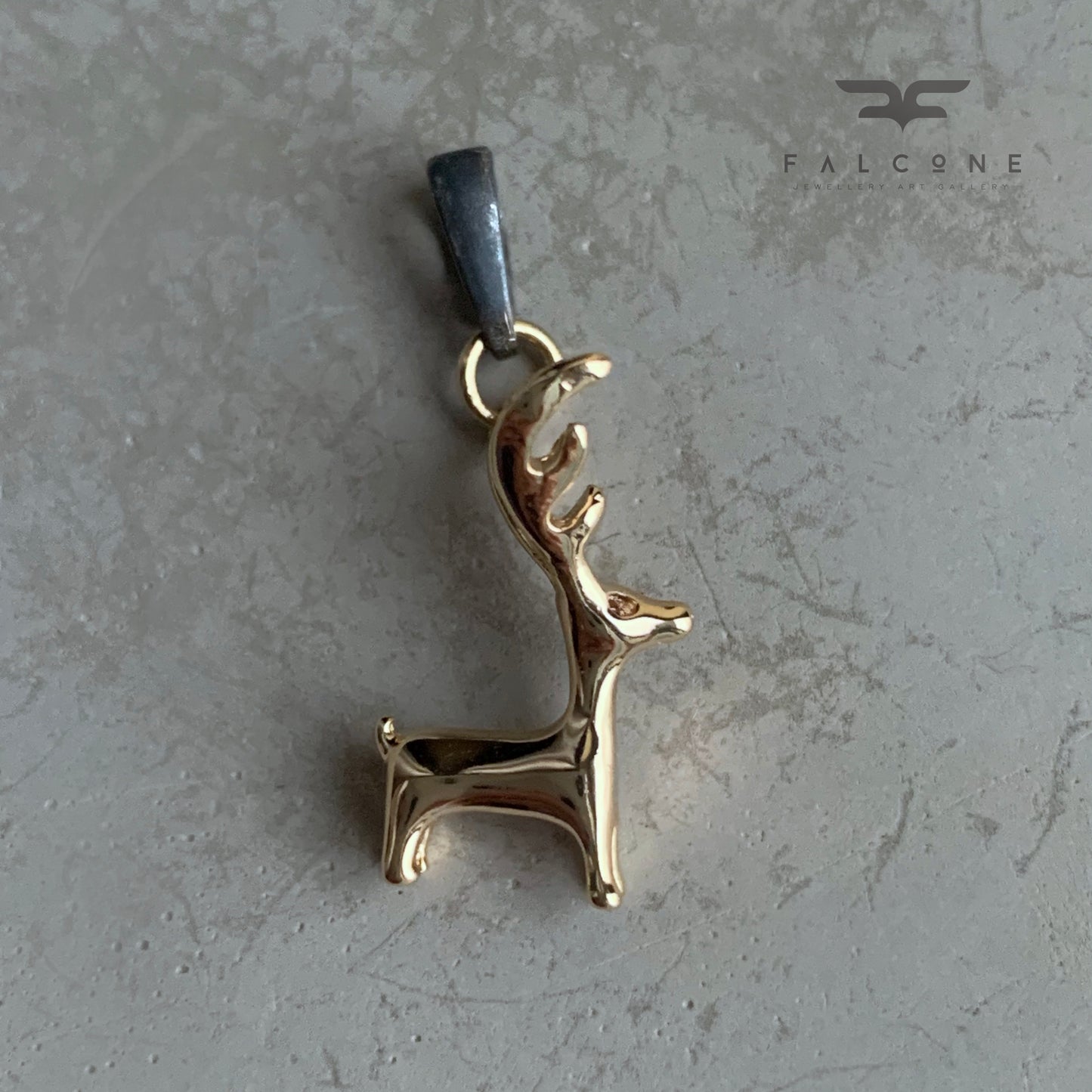 Colgante de latón bañado en oro y plata 'Espíritu del bosque'