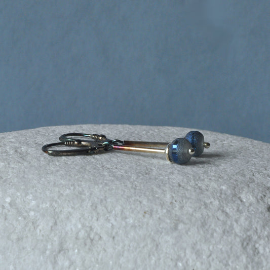 Silver earrings with rondelles of matted glass 'Blue Jeans'