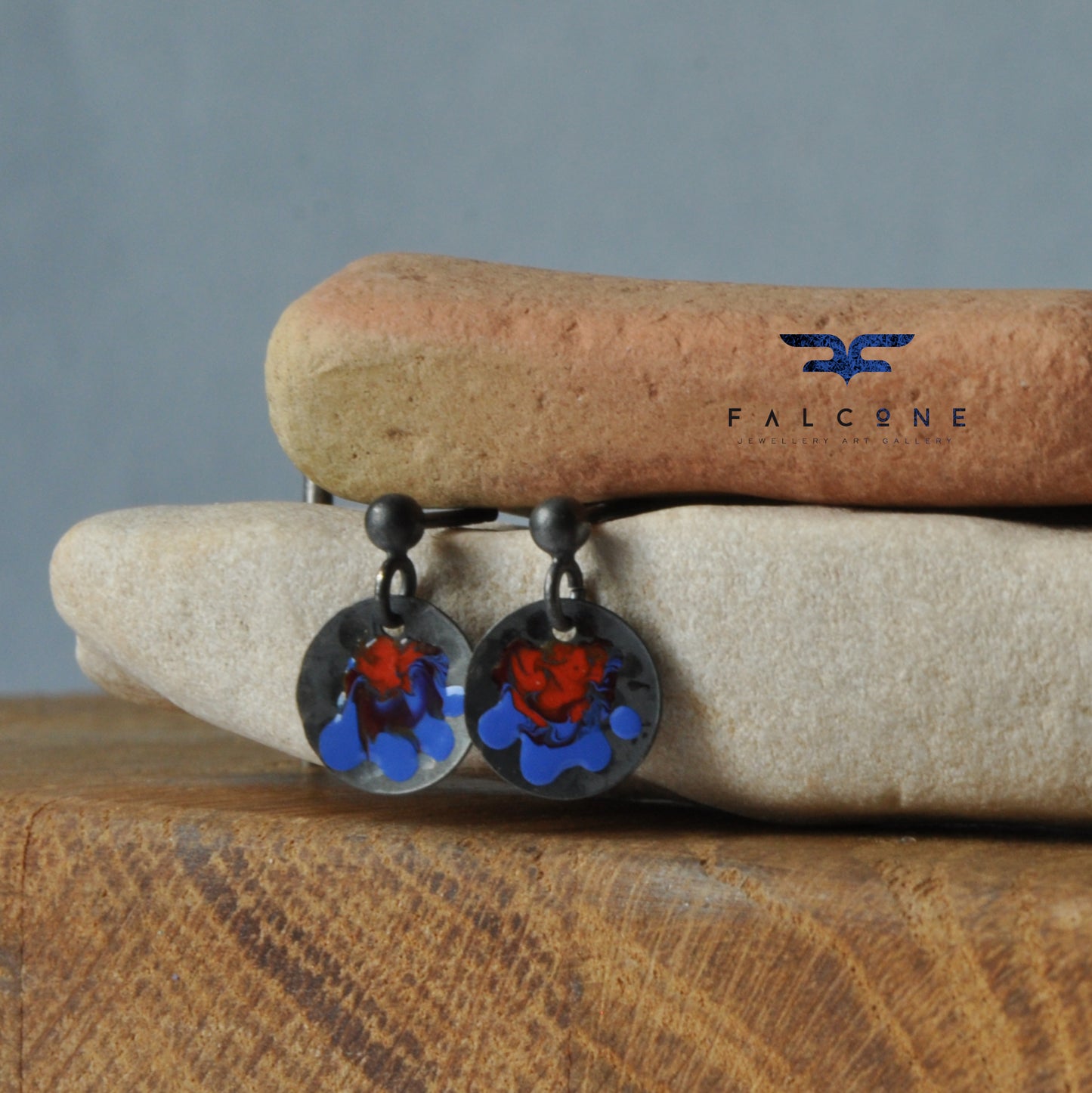 Silver and enamel stud earrings 'Folk Flower Mini - Blue & Red'