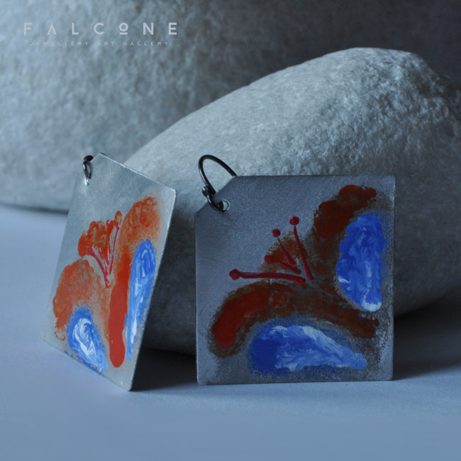 Pendientes únicos de aluminio con esmalte 'Floral Impressions'