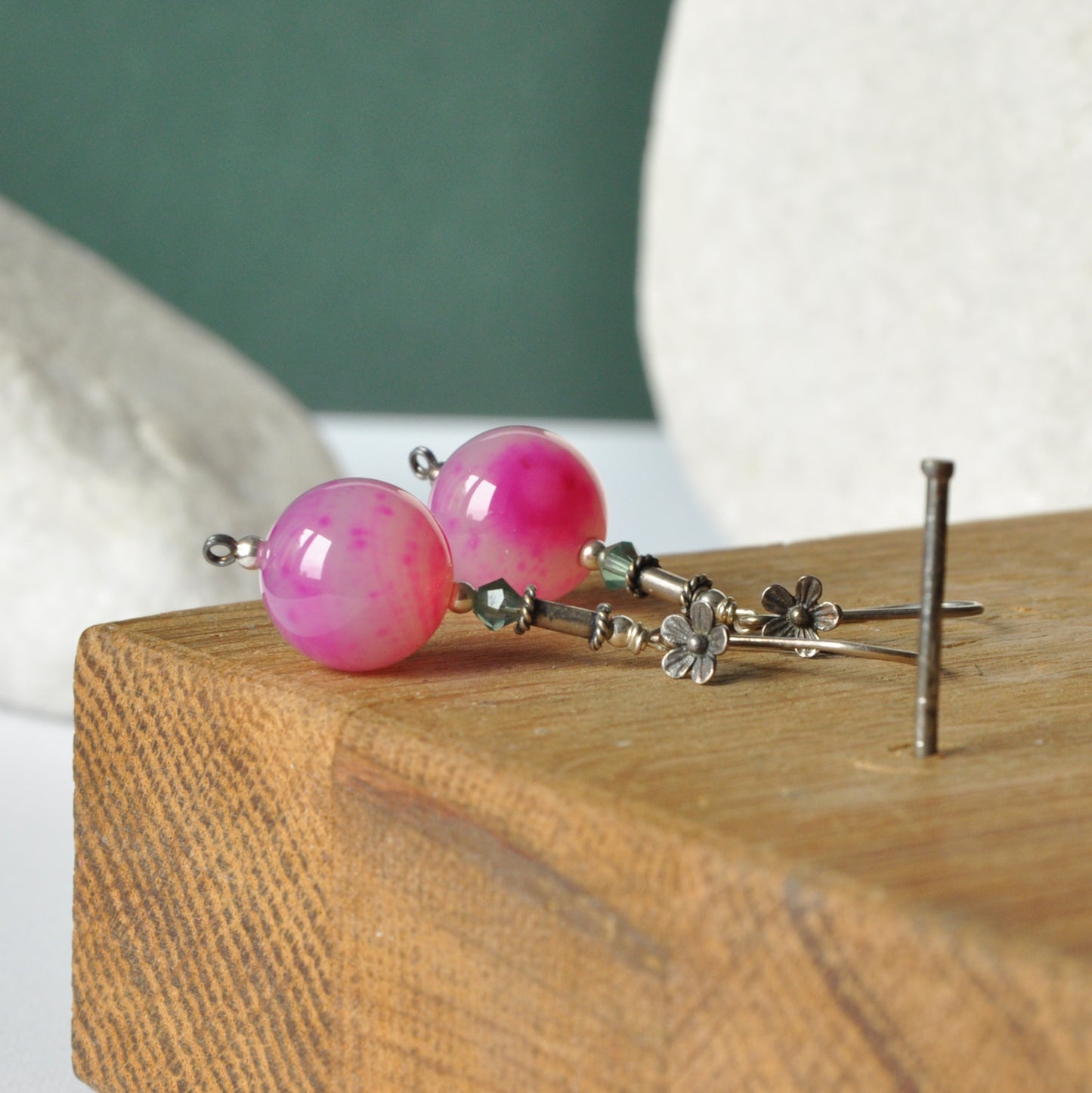 Romantic earrings, of bali silver, agate balls and Swarovski crystals 'Flowers in Pink'