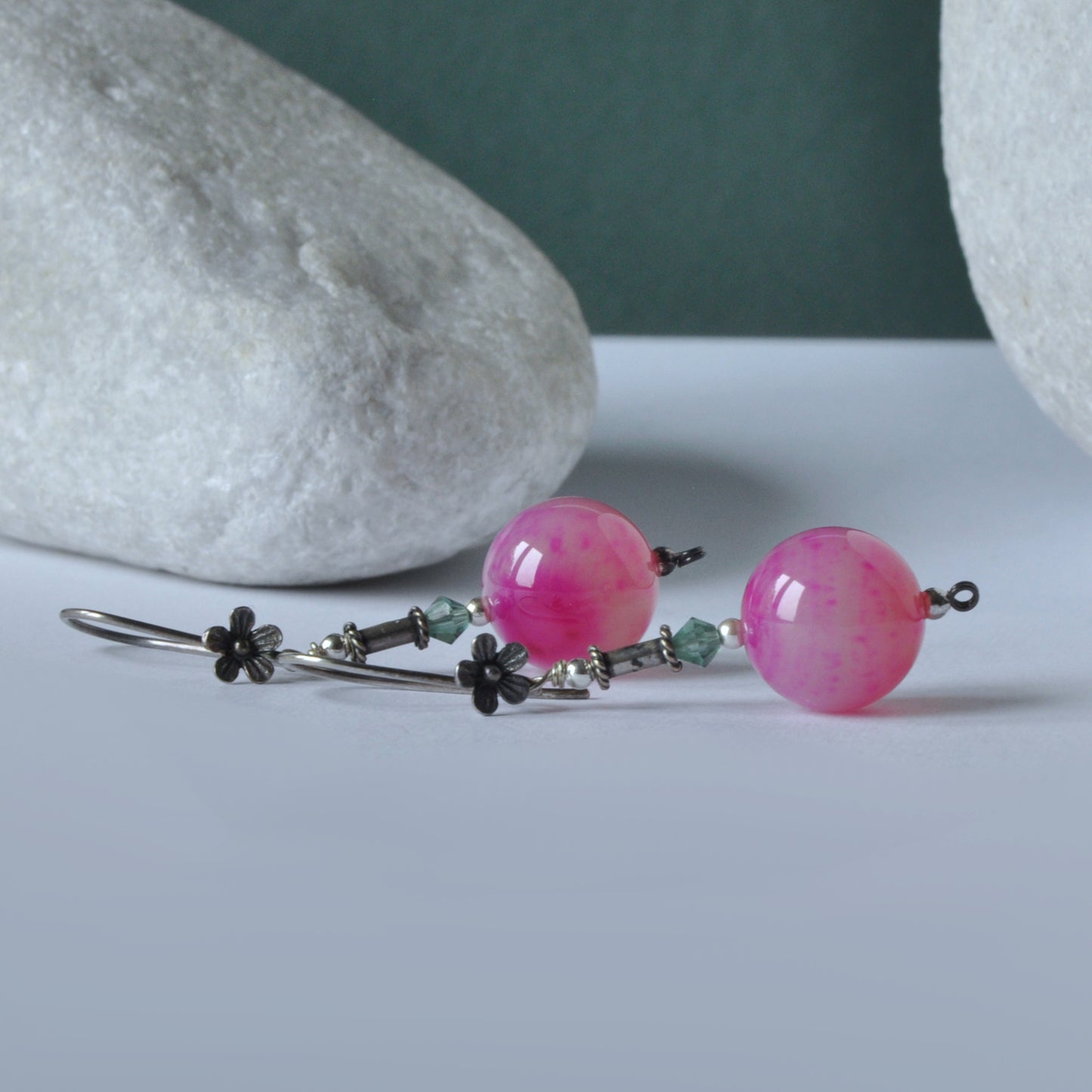 Romantic earrings, of bali silver, agate balls and Swarovski crystals 'Flowers in Pink'