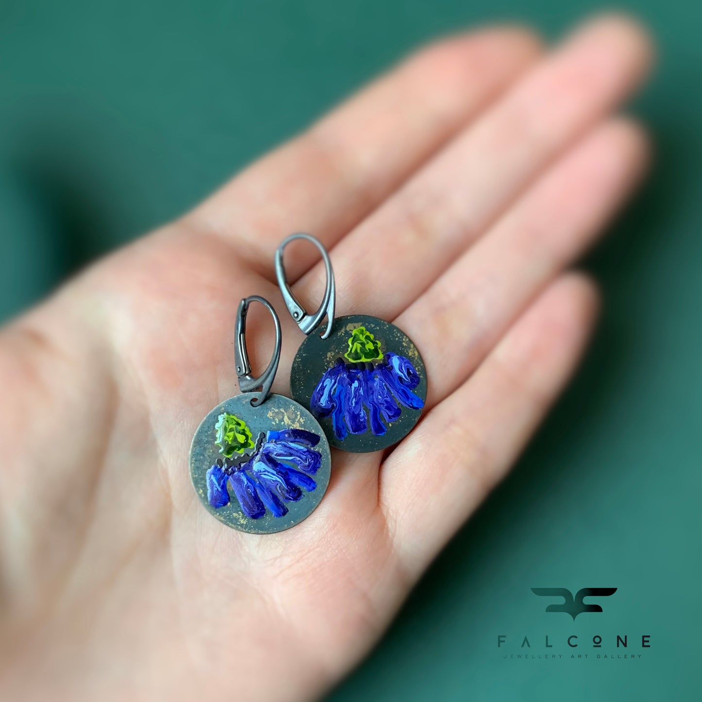 Hand-decorated earrings in brass & silver 'Flowers in Sapphire'