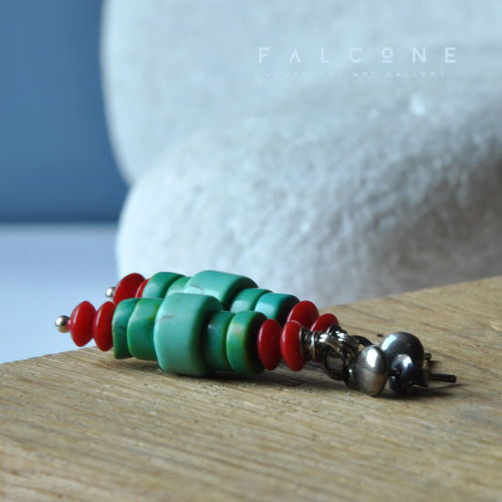 Handmade stud earrings made of natural stones with red and green color and silver 'Turquoise and Coral'