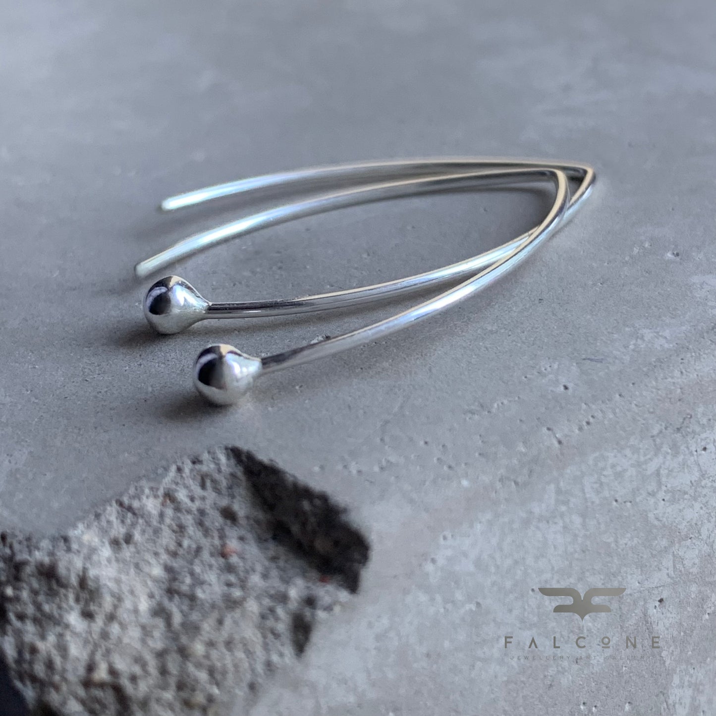 Minimalist Silver Earrings 'Silver Dew'