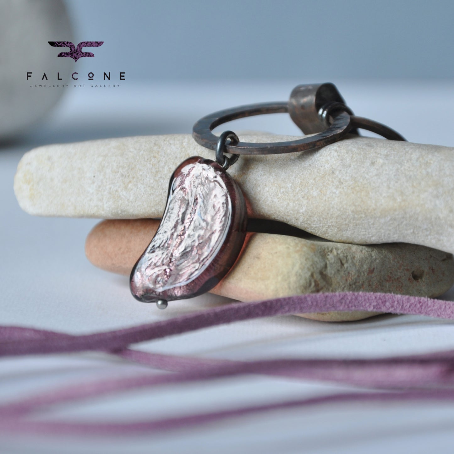 Collar 'Purple Moon' de cristal veneciano, plata y cobre